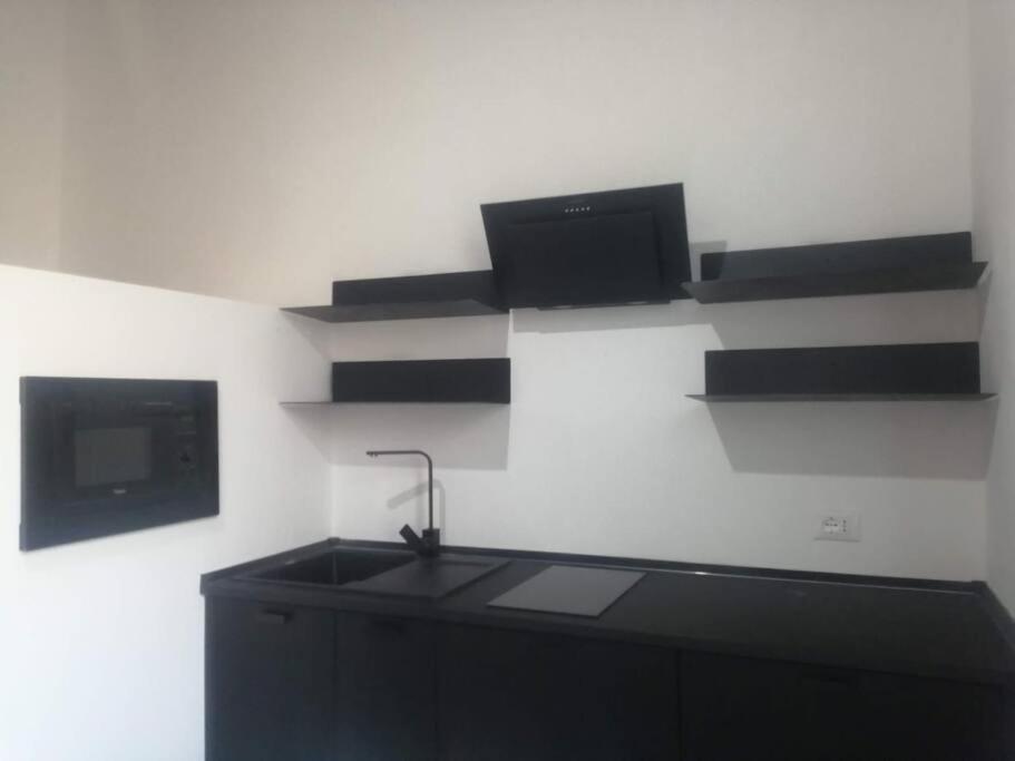 Bed And Bike - Bergamo Loft Apartment Bagian luar foto