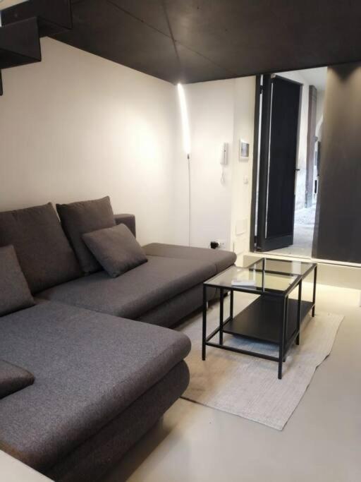 Bed And Bike - Bergamo Loft Apartment Bagian luar foto
